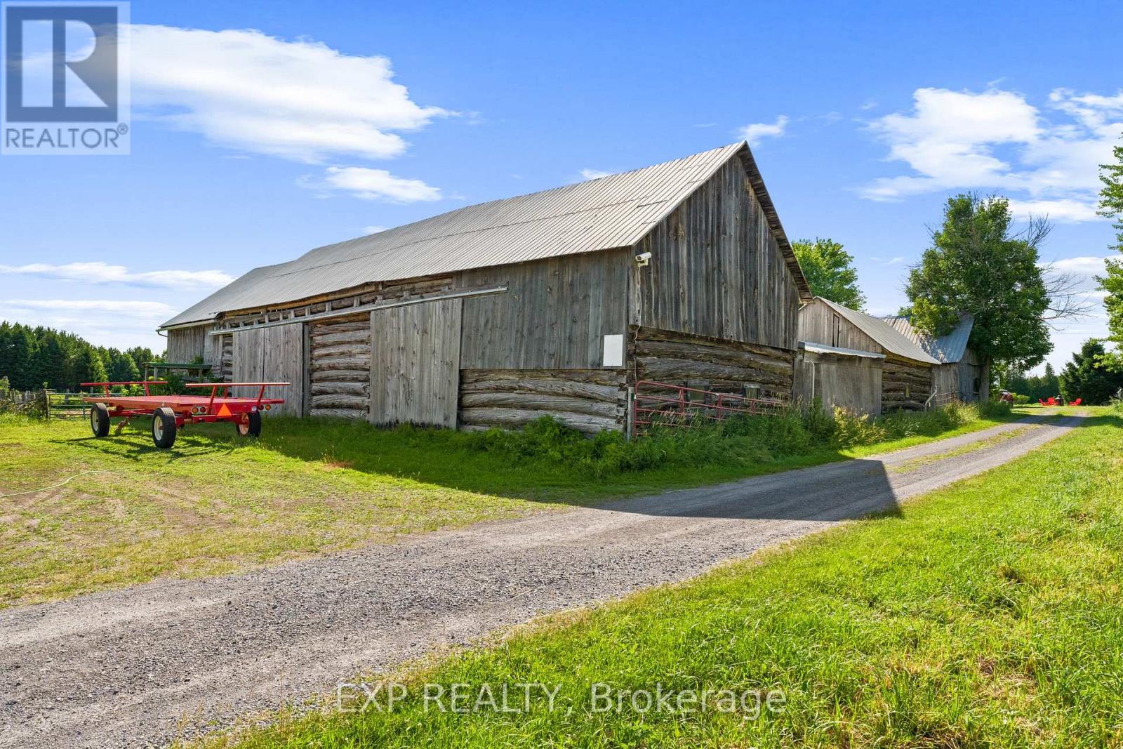 7928 Jock Trail, Ottawa, Ontario  K0A 2Z0 - Photo 40 - X12269277