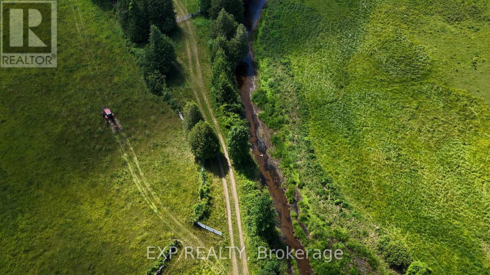 7928 Jock Trail, Ottawa, Ontario  K0A 2Z0 - Photo 49 - X12269277