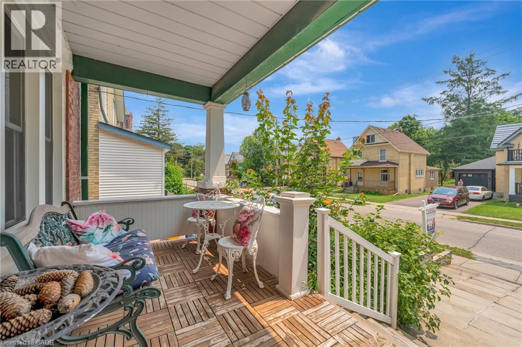 42 Shanley Street, Kitchener, Ontario  N2H 5N0 - Photo 4 - 40813139