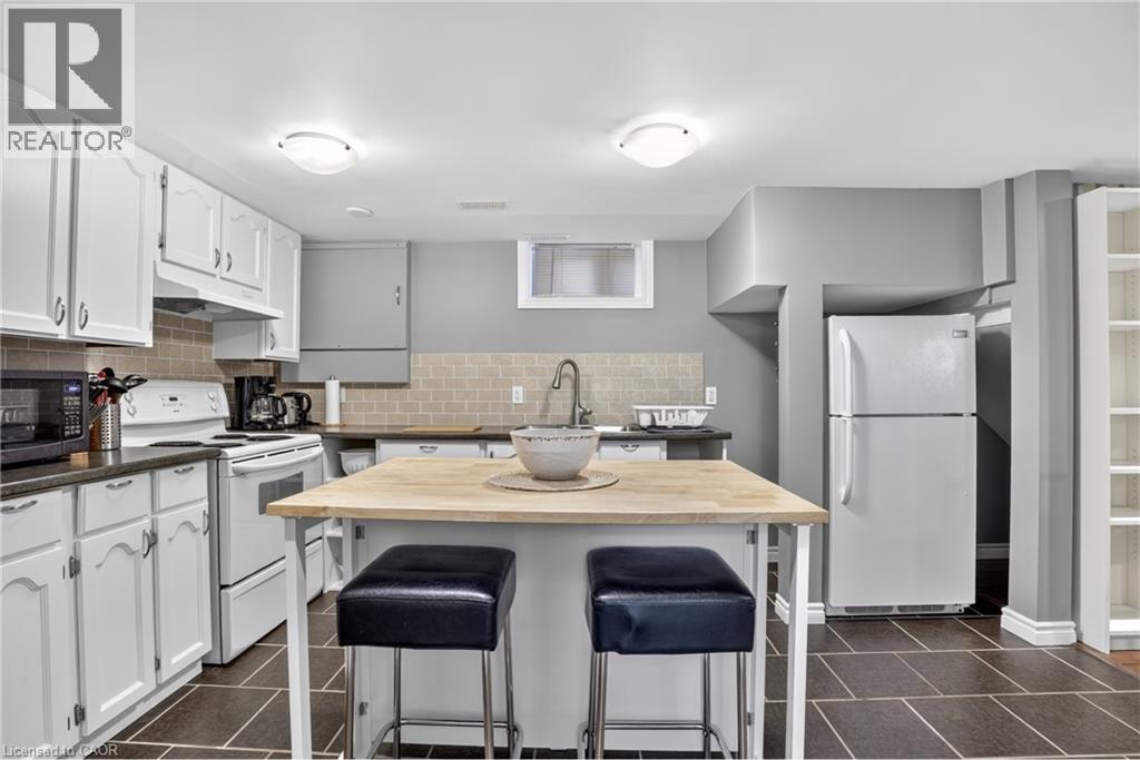 563 Guelph Street, Kitchener, Ontario  N2H 5Y2 - Photo 39 - 40813123