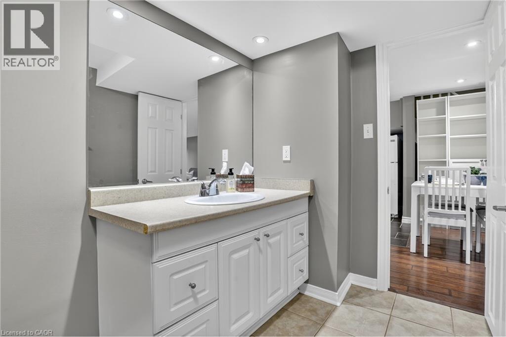 563 Guelph Street, Kitchener, Ontario  N2H 5Y2 - Photo 47 - 40813123