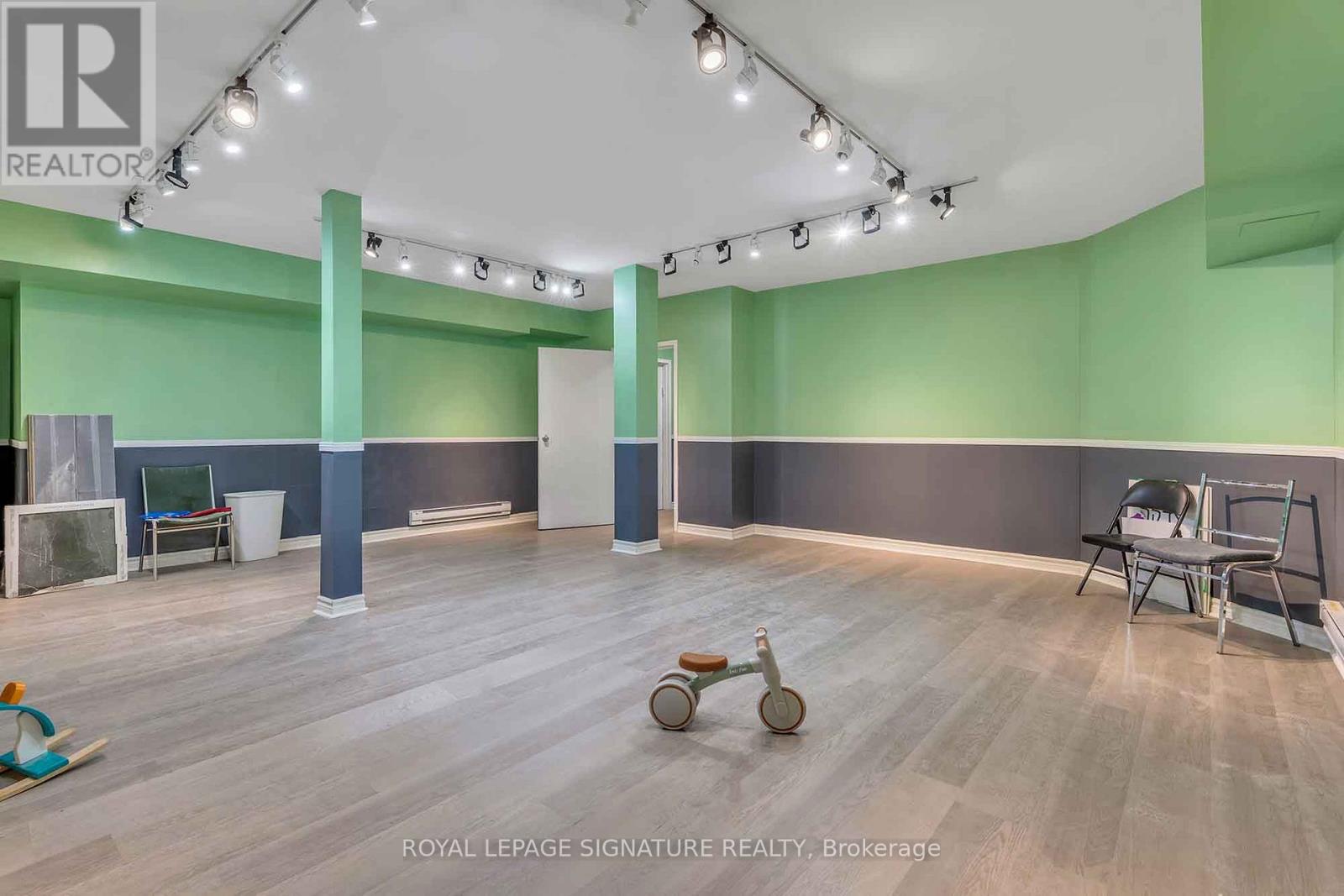 83 Dawson Manor Boulevard, Newmarket, Ontario  L3X 2H5 - Photo 27 - N12894542