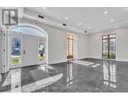 83 DAWSON MANOR BOULEVARD, Newmarket, Ontario