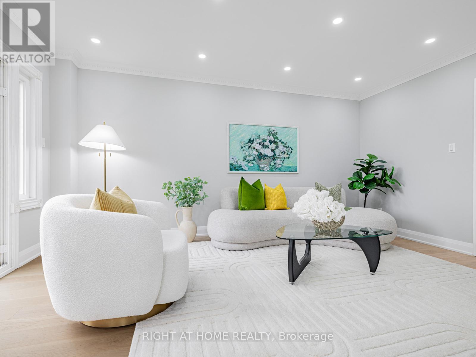 43 Farmstead Road, Richmond Hill (Rouge Woods), Ontario  L4S 1W3 - Photo 3 - N12894592