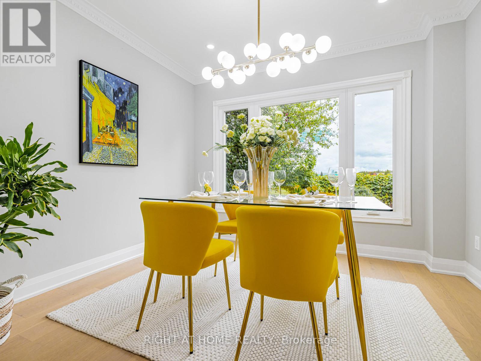 43 Farmstead Road, Richmond Hill (Rouge Woods), Ontario  L4S 1W3 - Photo 5 - N12894592