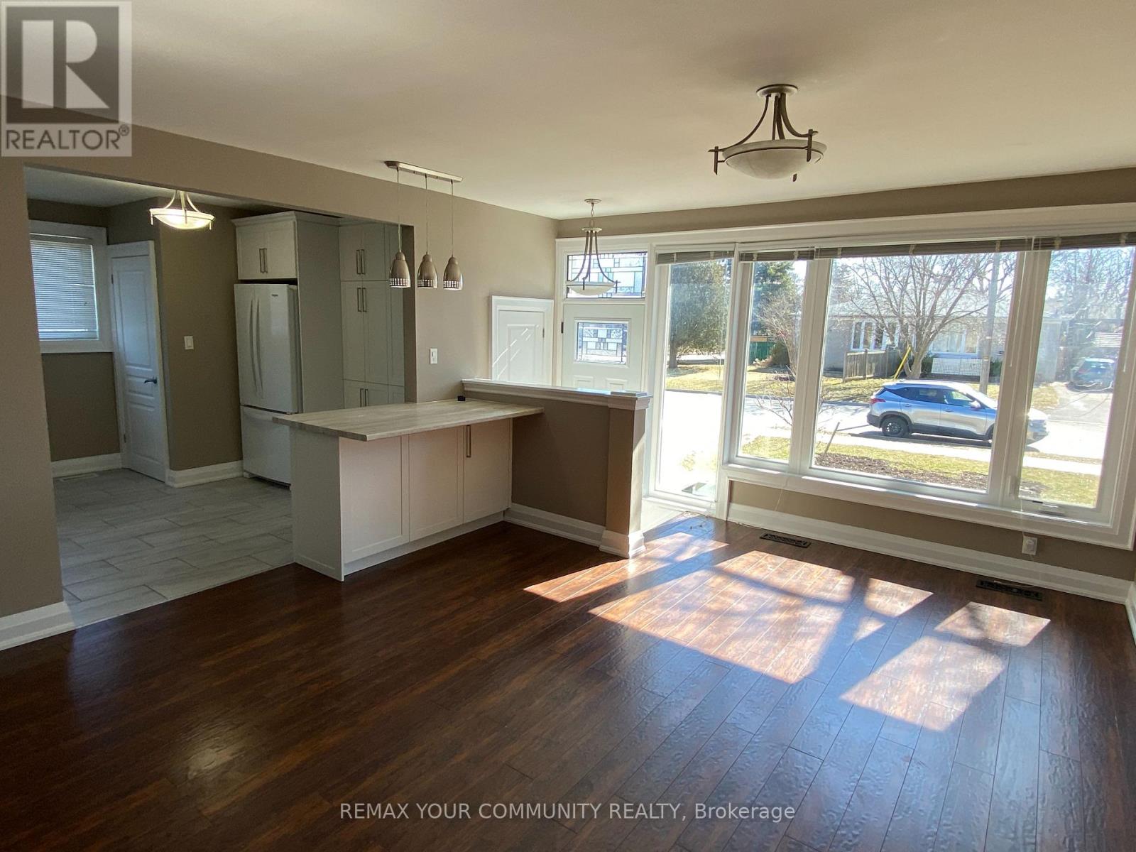 MAIN - 253 ALSACE ROAD, Richmond Hill, Ontario