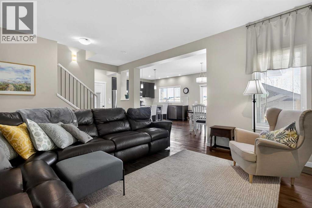 342 Reunion Green Nw, Airdrie, Alberta  T4B 3W5 - Photo 6 - A2292845