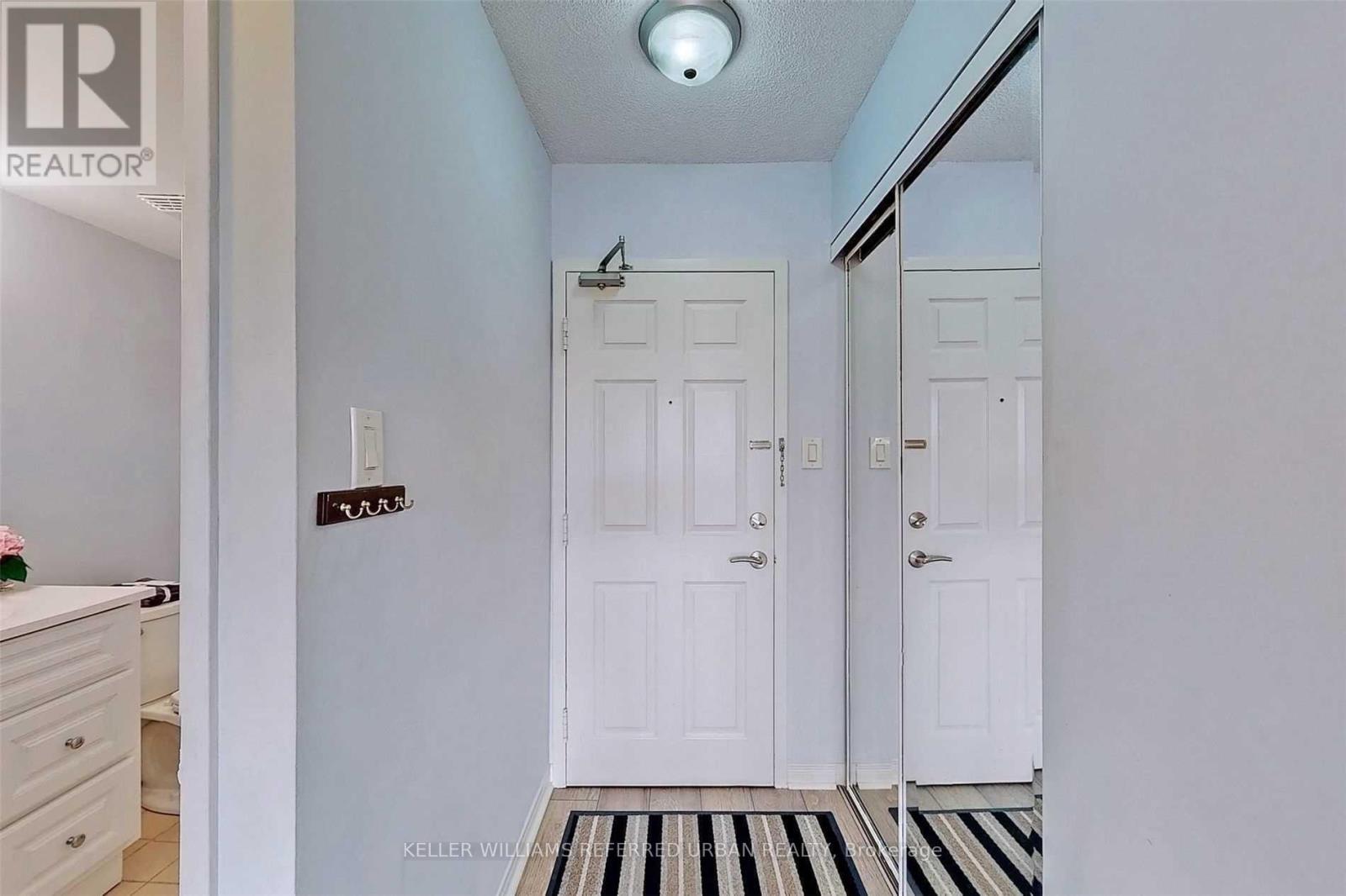 420 - 309 Major Mackenzie Drive E, Richmond Hill (Harding), Ontario  L4C 9V5 - Photo 3 - N12894620