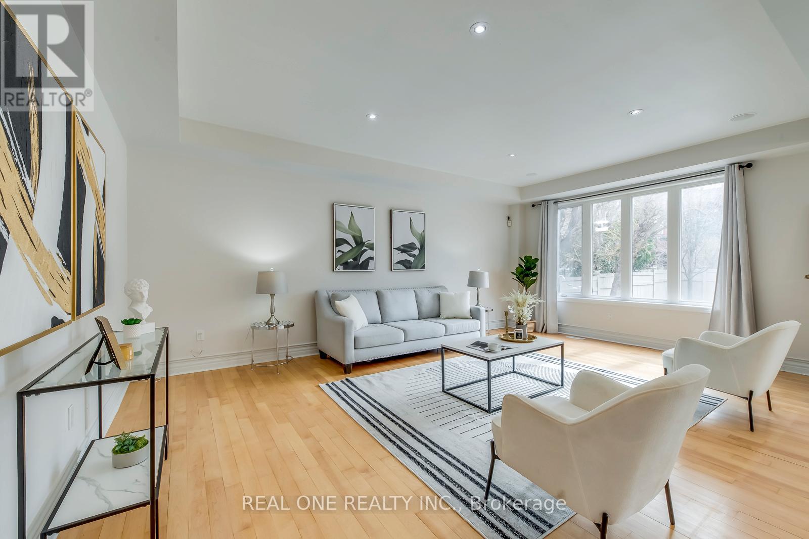 2326 Rockingham Drive, Oakville, Ontario  L6H 7J4 - Photo 12 - W12894534