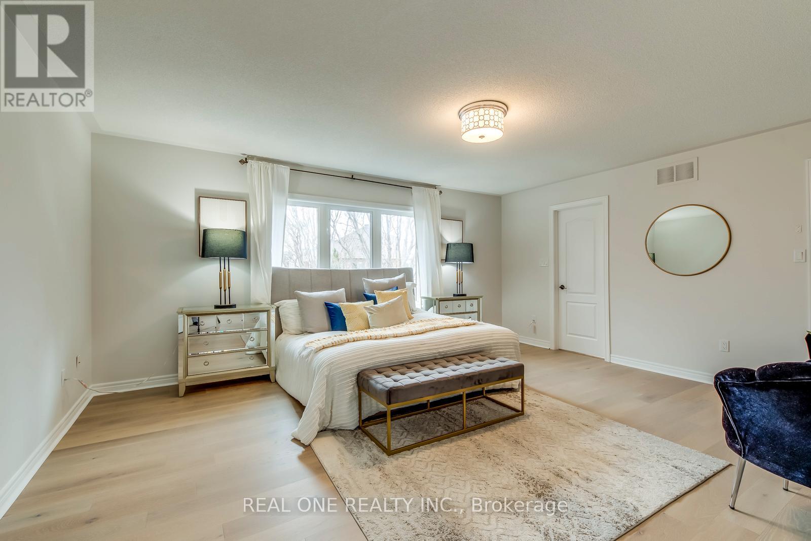 2326 Rockingham Drive, Oakville, Ontario  L6H 7J4 - Photo 24 - W12894534