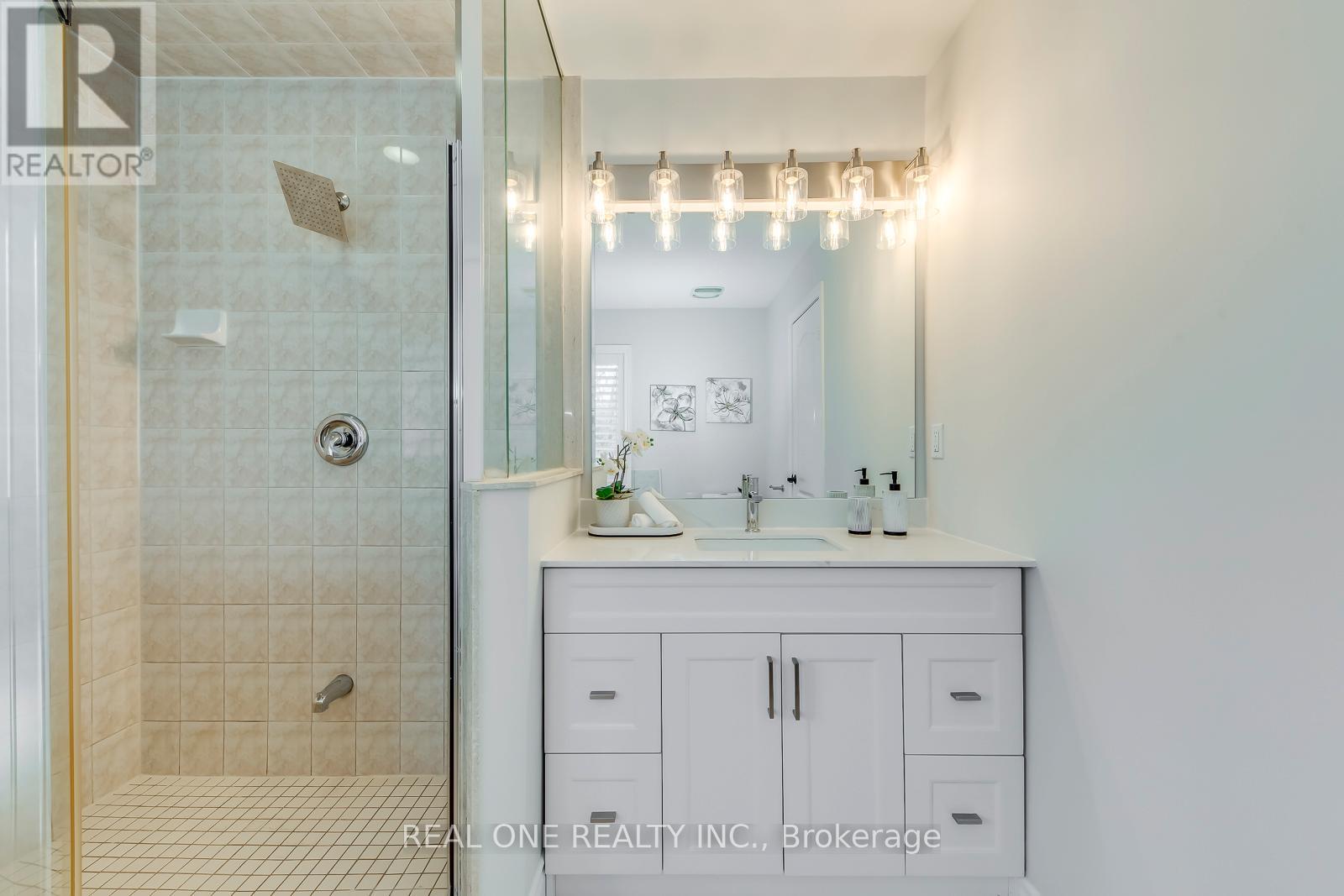 2326 Rockingham Drive, Oakville, Ontario  L6H 7J4 - Photo 27 - W12894534