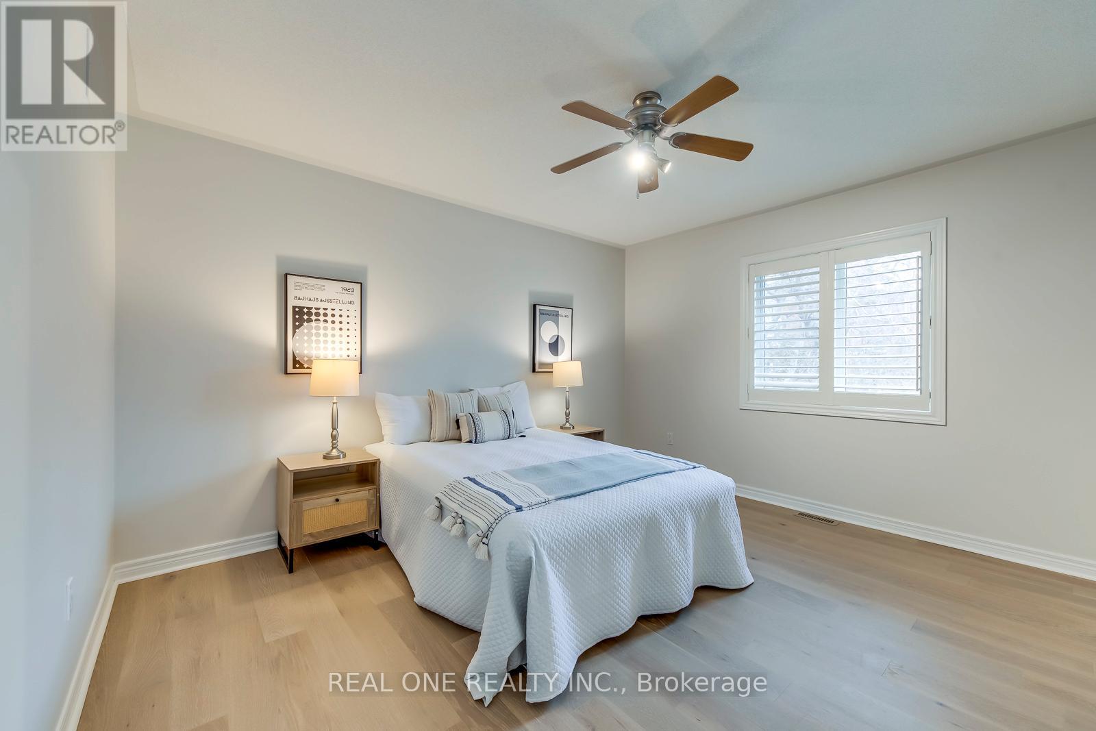 2326 Rockingham Drive, Oakville, Ontario  L6H 7J4 - Photo 33 - W12894534