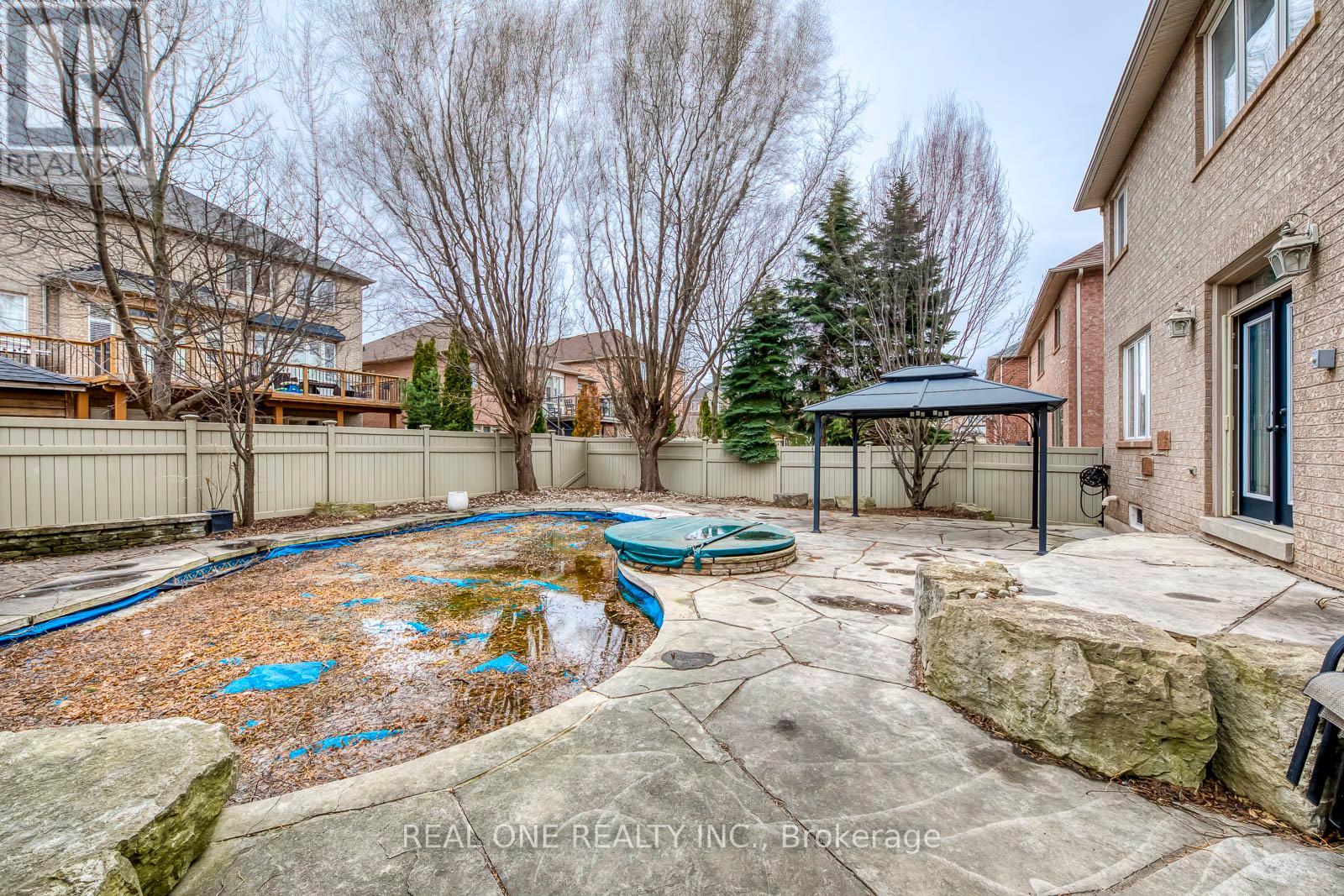 2326 Rockingham Drive, Oakville, Ontario  L6H 7J4 - Photo 46 - W12894534