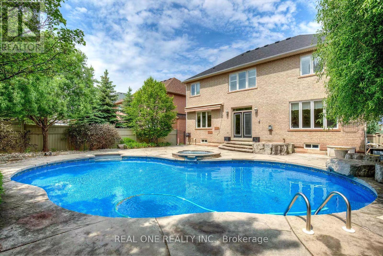 2326 Rockingham Drive, Oakville, Ontario  L6H 7J4 - Photo 48 - W12894534