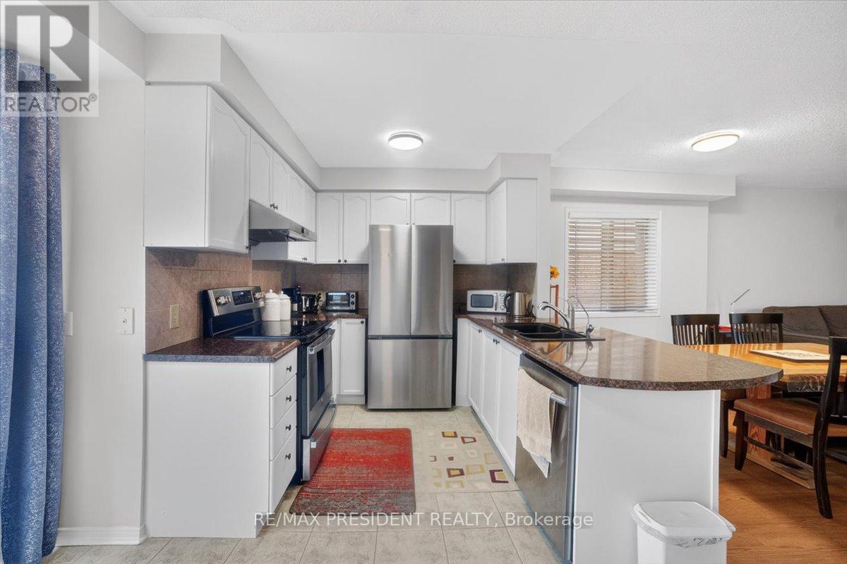 2957 Jackson Drive, Burlington, Ontario  L7M 4K6 - Photo 9 - W12894588