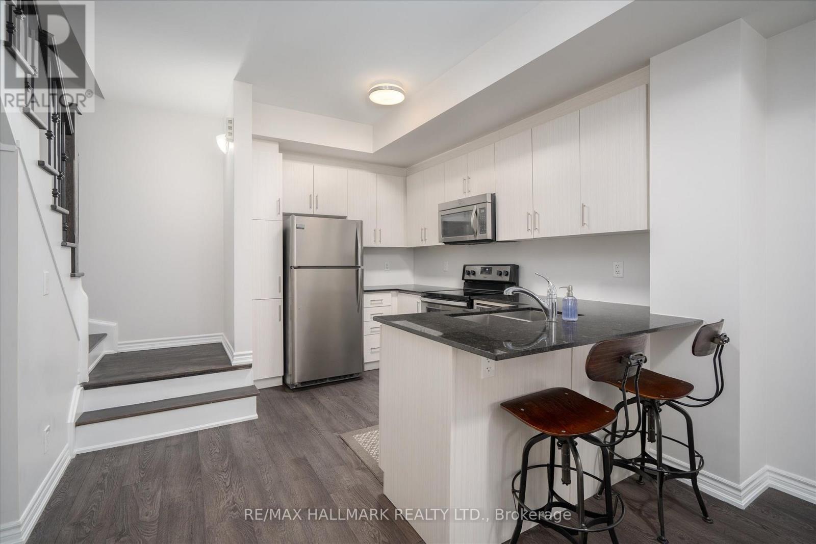 6 - 135 Long Branch Avenue, Toronto, Ontario  M8W 0A9 - Photo 12 - W12894628