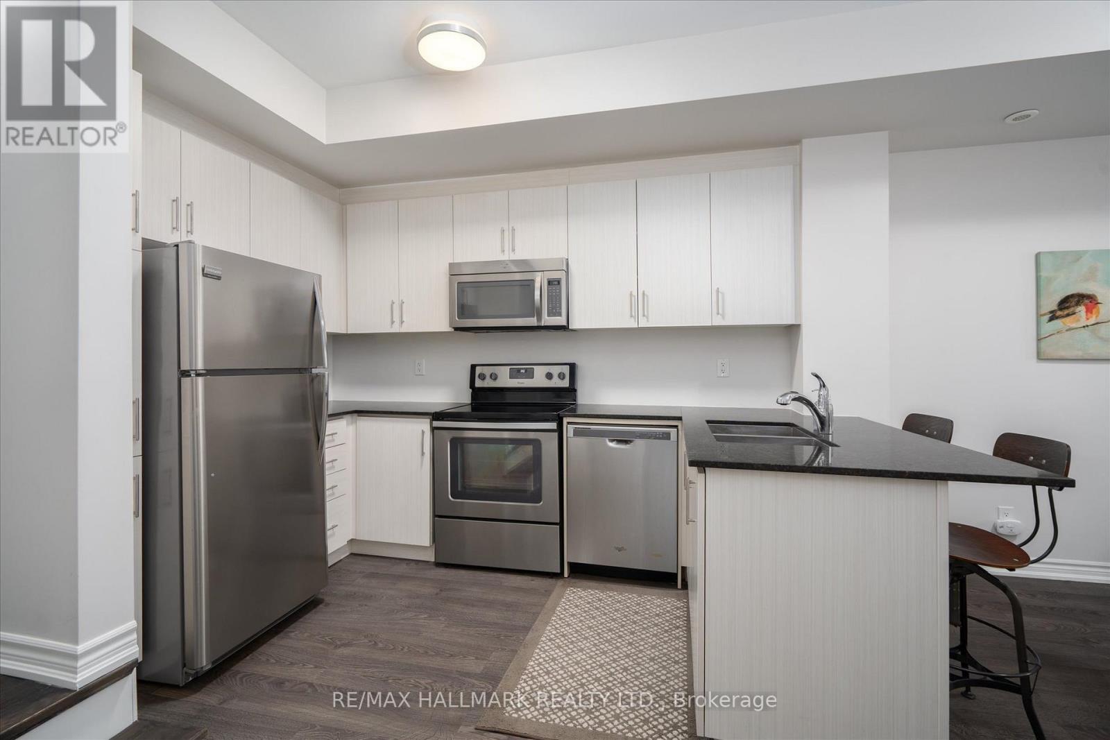 6 - 135 Long Branch Avenue, Toronto, Ontario  M8W 0A9 - Photo 13 - W12894628