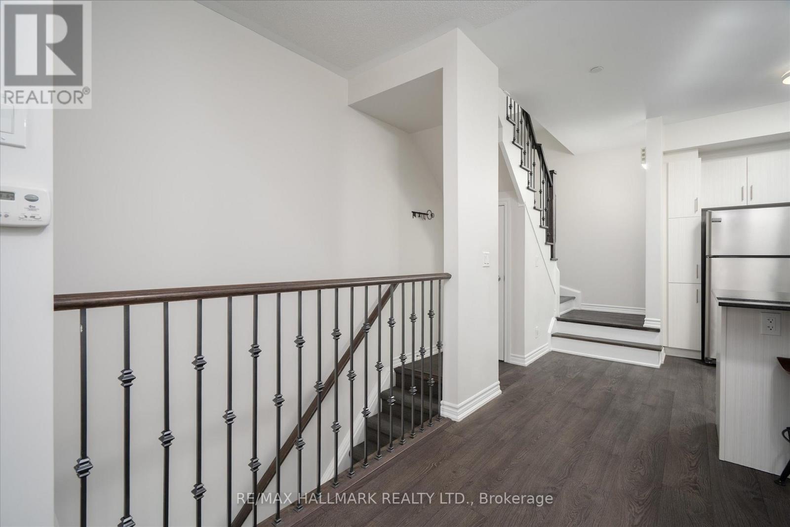 6 - 135 Long Branch Avenue, Toronto, Ontario  M8W 0A9 - Photo 17 - W12894628