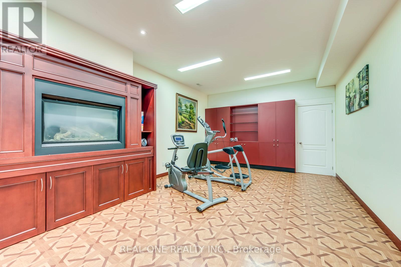 3480 Joan Drive, Mississauga, Ontario  L5B 1T5 - Photo 39 - W12894644