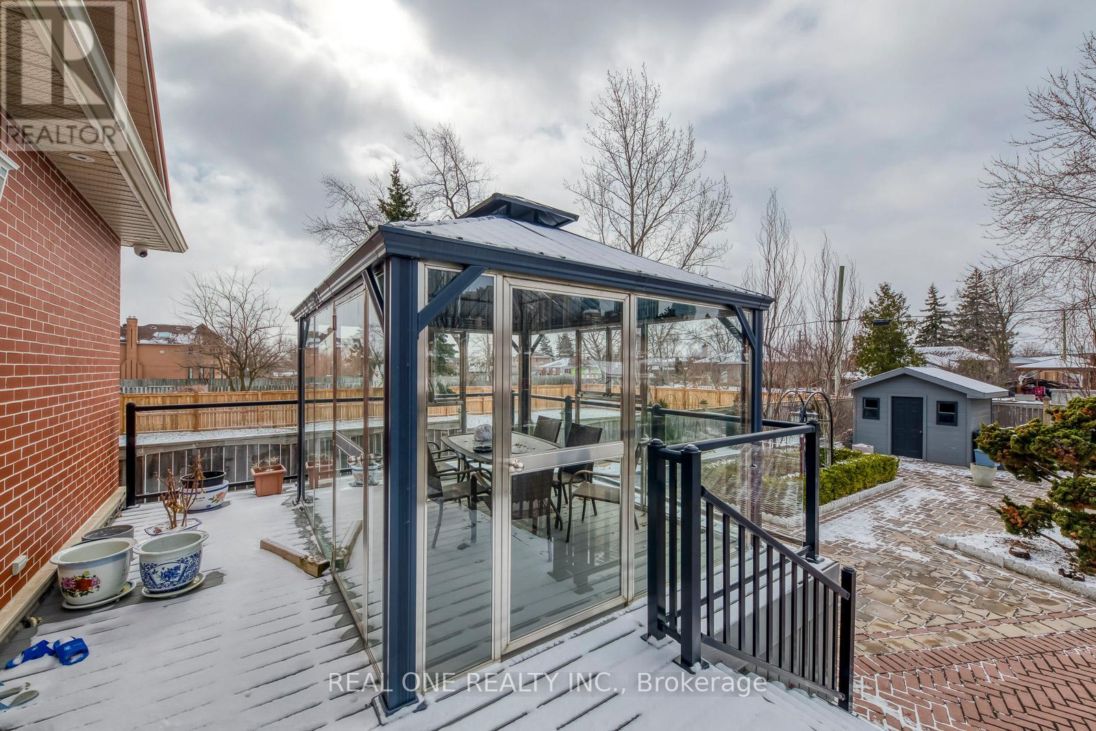 3480 Joan Drive, Mississauga, Ontario  L5B 1T5 - Photo 50 - W12894644