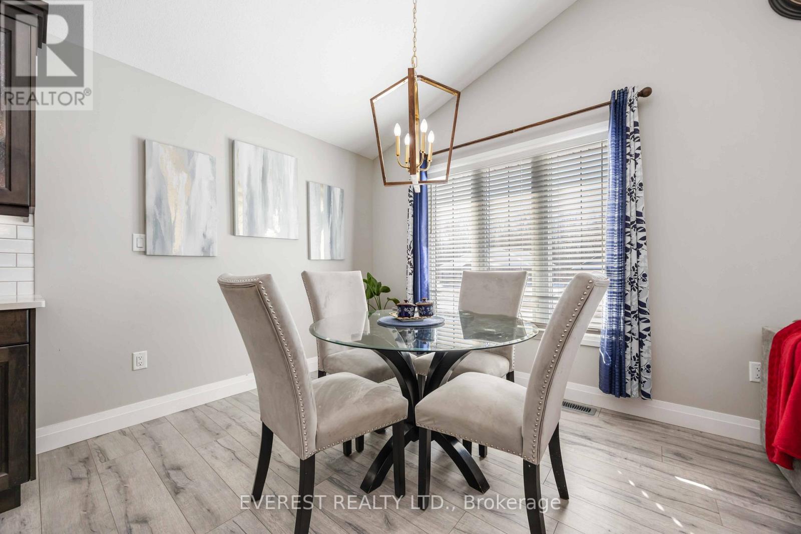 668 Winners Circle, St. Clair, Ontario  N0N 1G0 - Photo 10 - X12894578