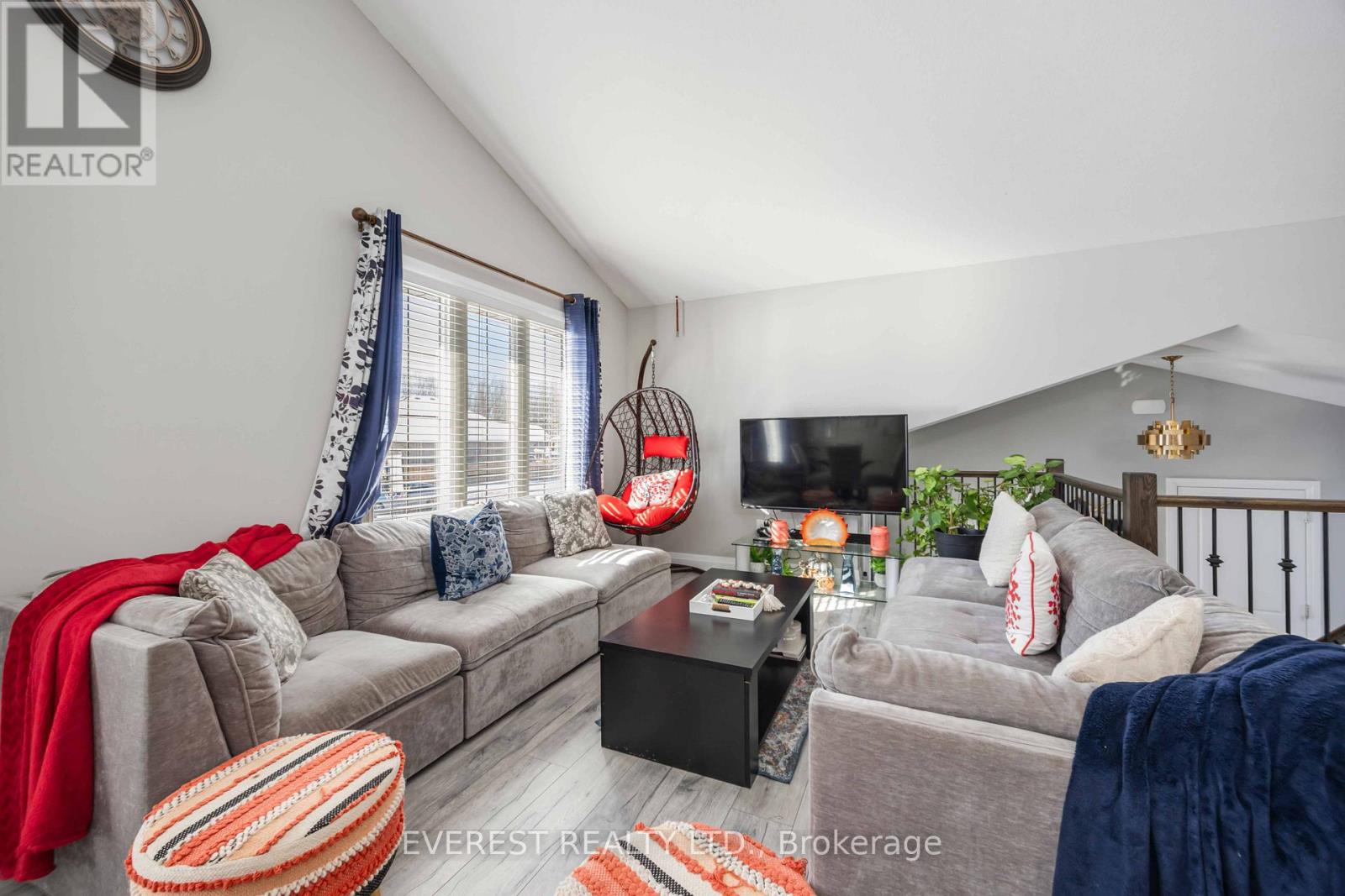 668 Winners Circle, St. Clair, Ontario  N0N 1G0 - Photo 7 - X12894578