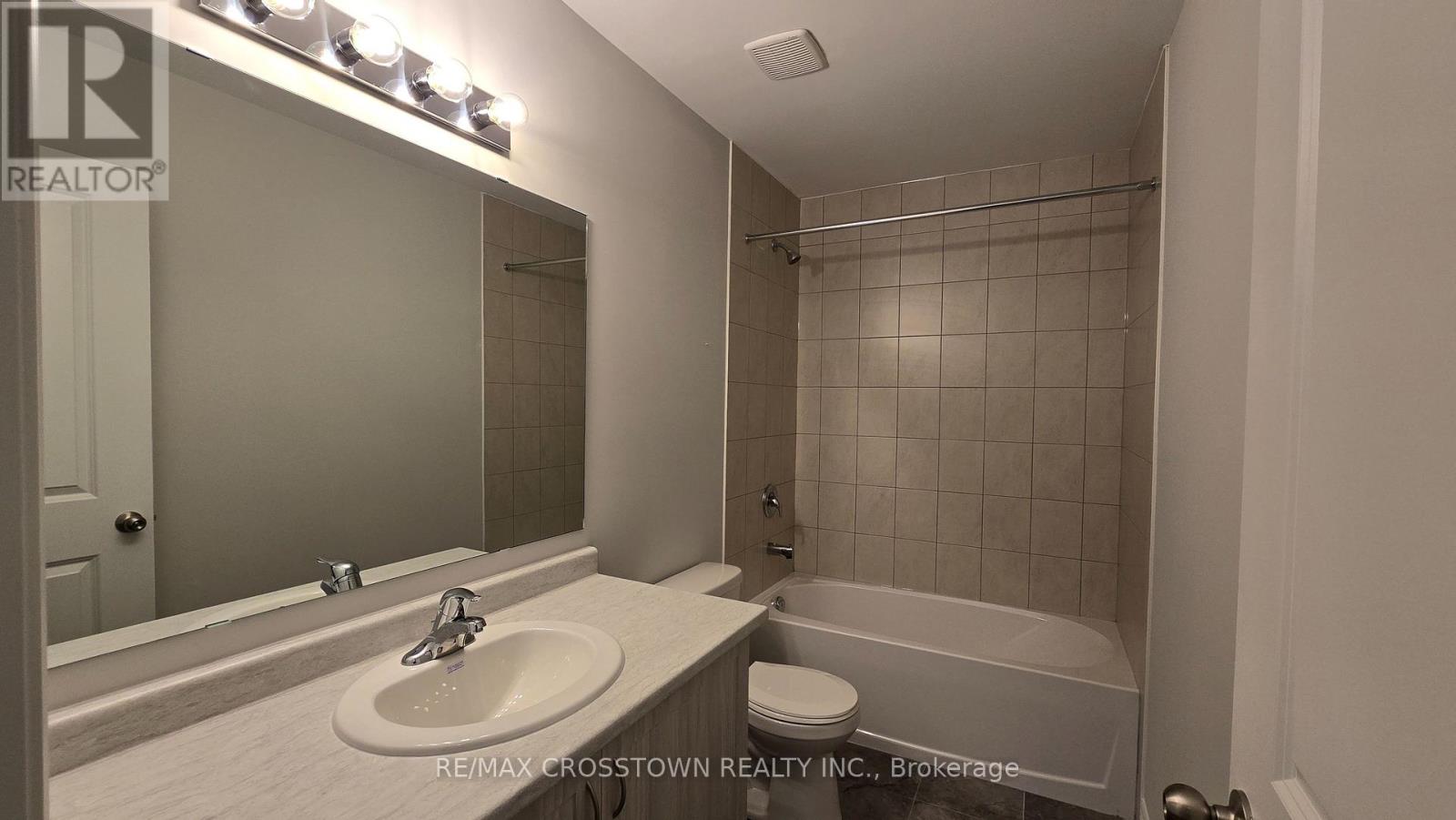 22 Mcconnell Crescent, Bracebridge, Ontario  P1L 0N7 - Photo 13 - X12894580