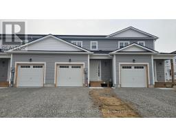 22 MCCONNELL CRESCENT, Bracebridge, Ontario