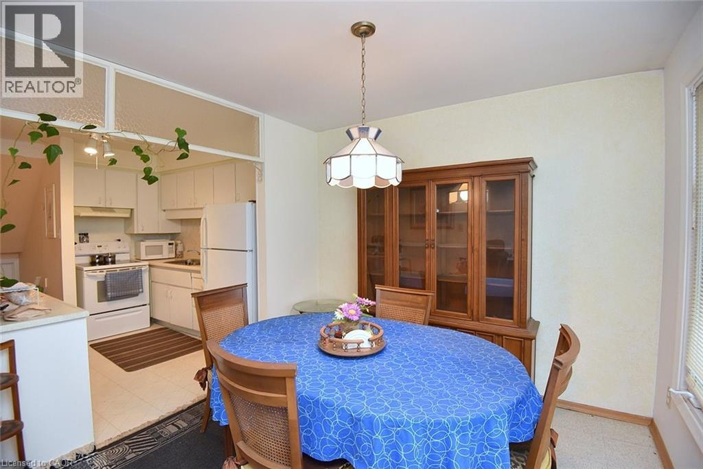 8 Bala Place, Hamilton, Ontario  L9C 4Y5 - Photo 9 - 40811980