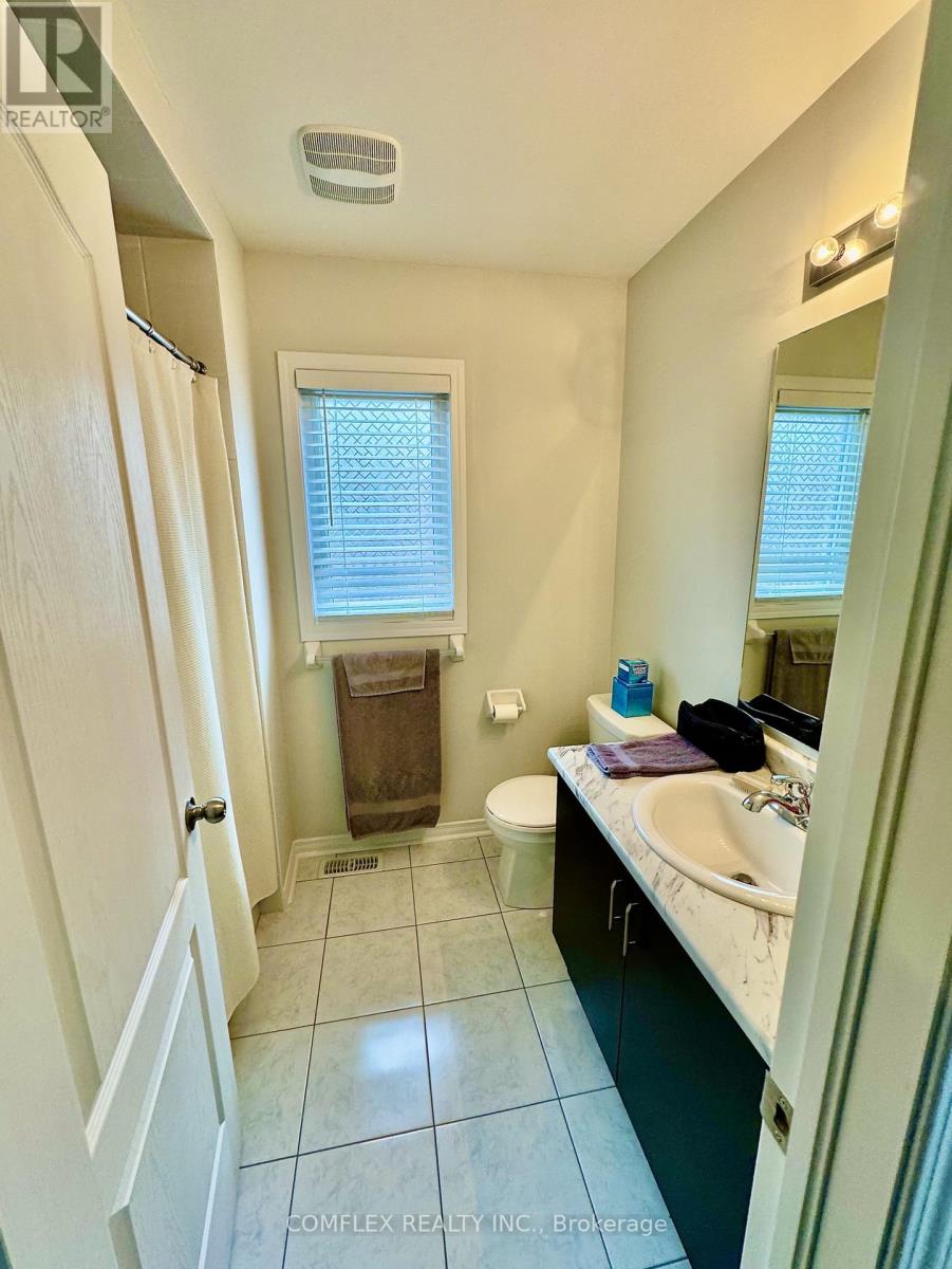 9 Barfoot Street, Collingwood, Ontario  L9Y 3Y7 - Photo 9 - S12852908