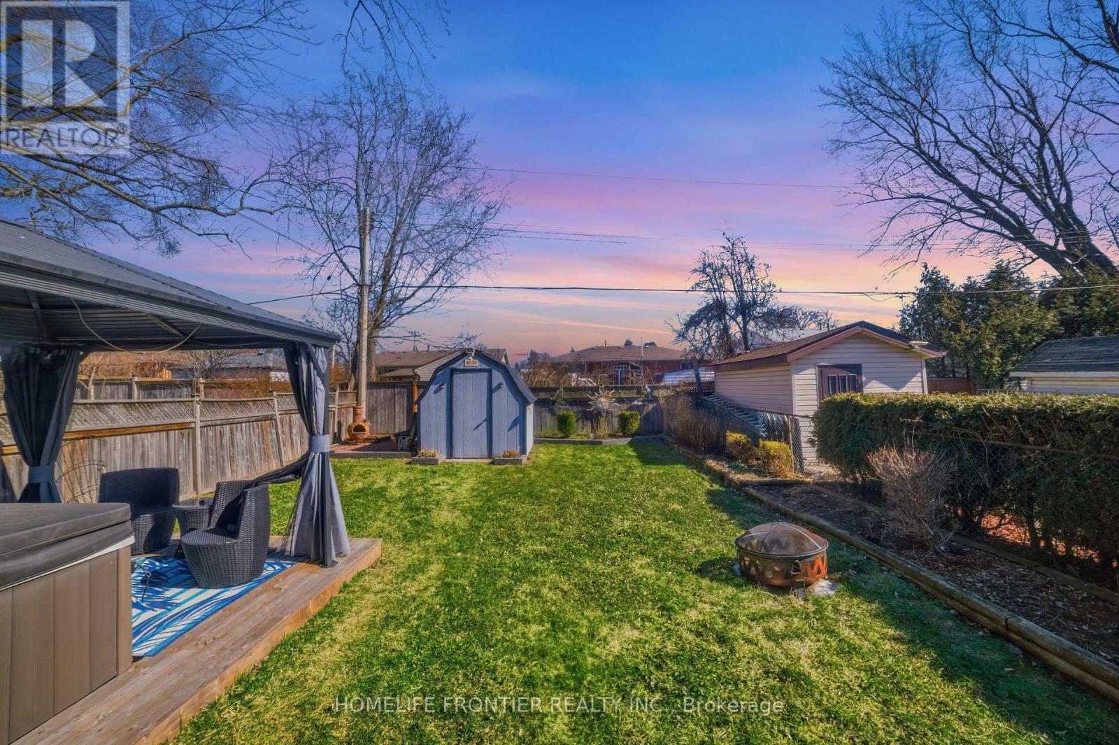 977 Upper Wellington Street, Hamilton, Ontario  L9A 3S4 - Photo 37 - X12869036