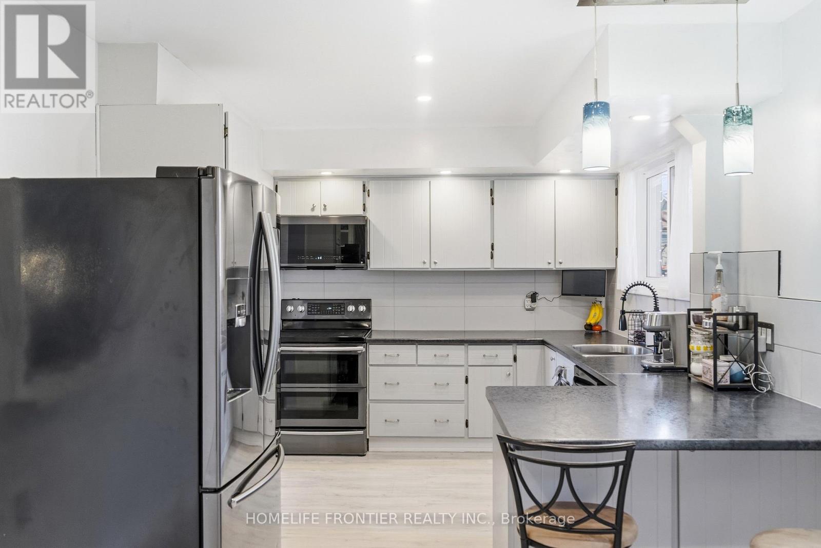 977 Upper Wellington Street, Hamilton, Ontario  L9A 3S4 - Photo 9 - X12869036