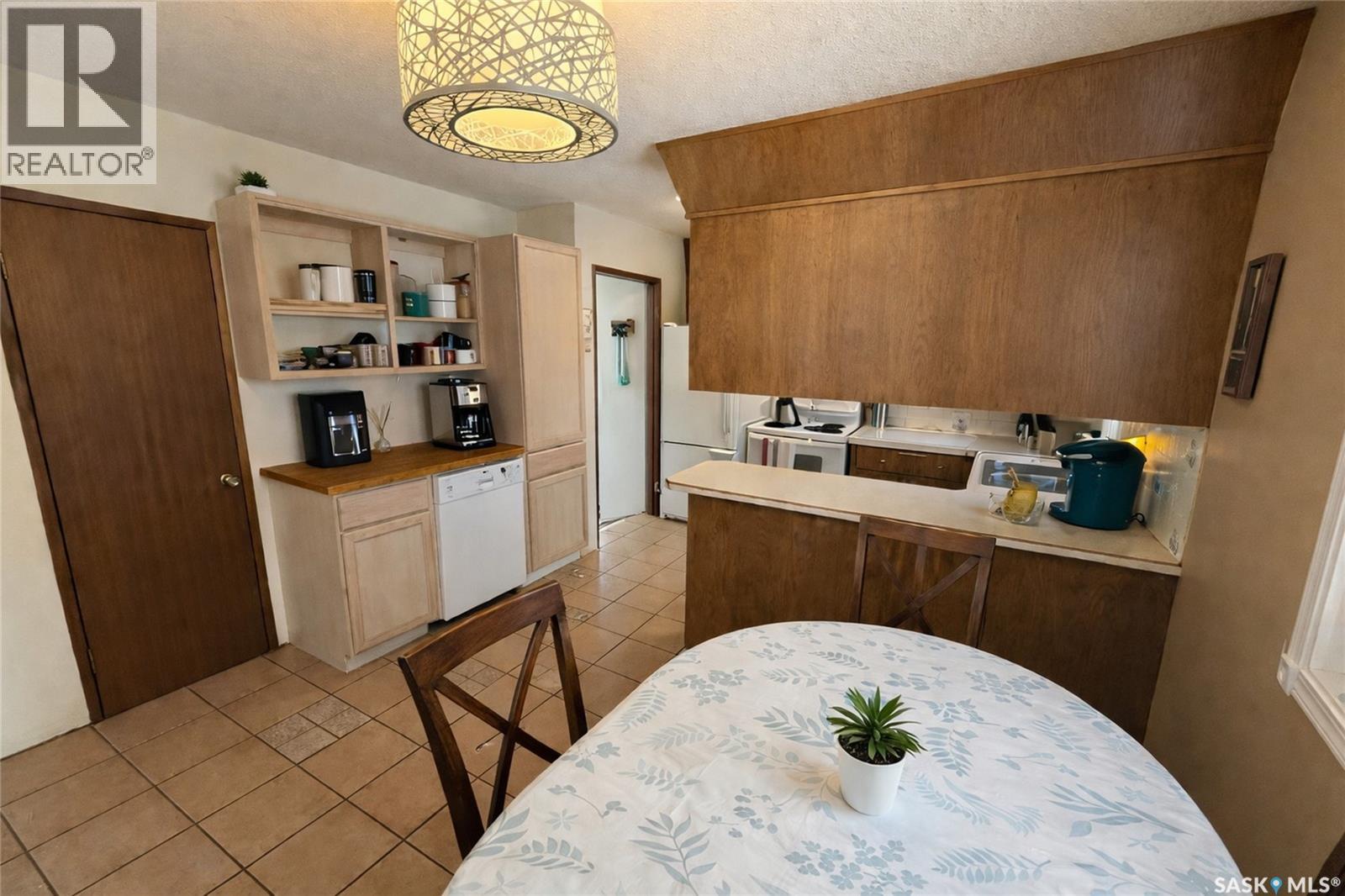 1431 Southam Street, Regina, Saskatchewan  S4T 6X6 - Photo 7 - SK030712