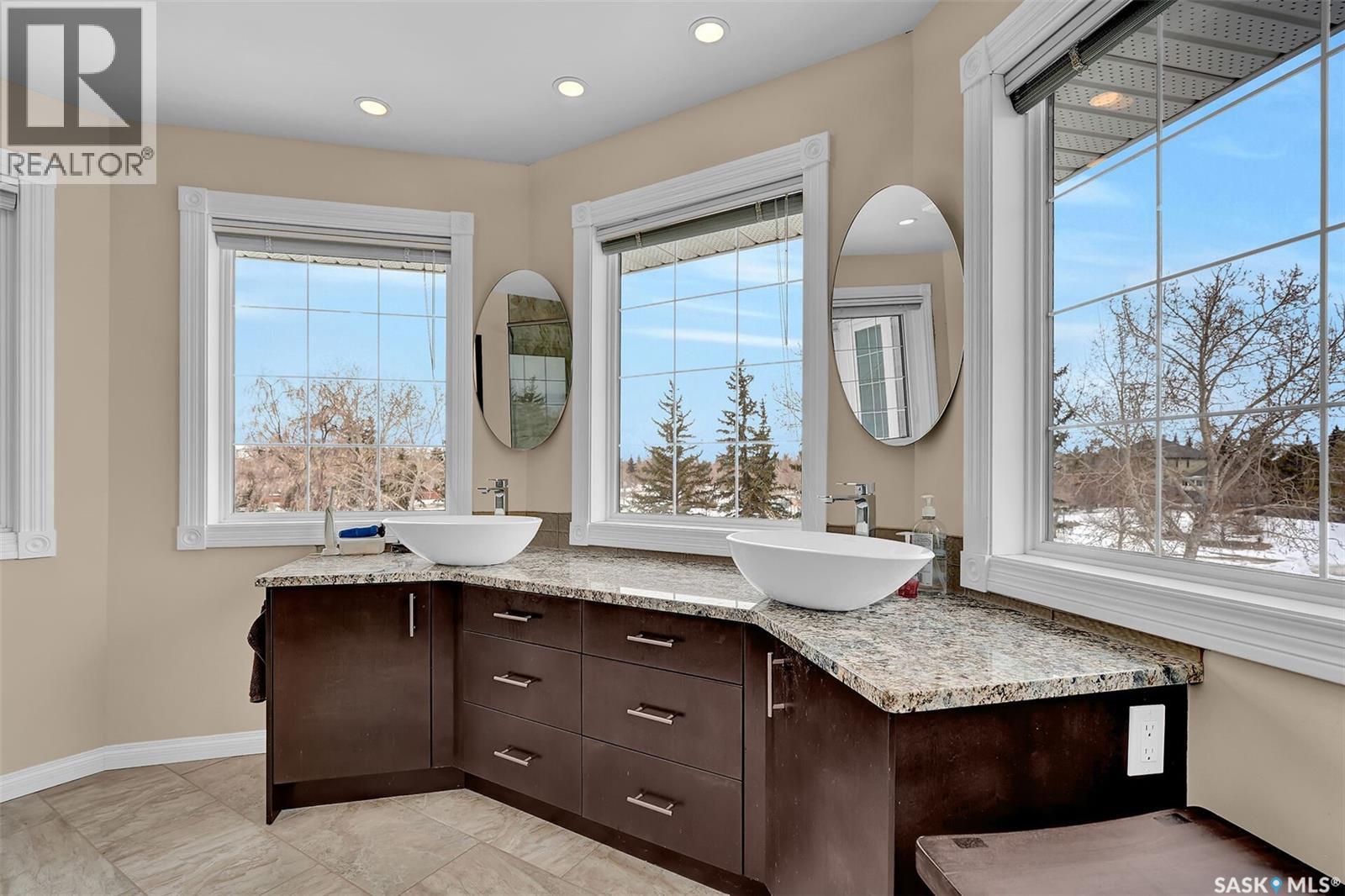 9463 Wascana Mews, Regina, Saskatchewan  S4V 2V5 - Photo 22 - SK030538