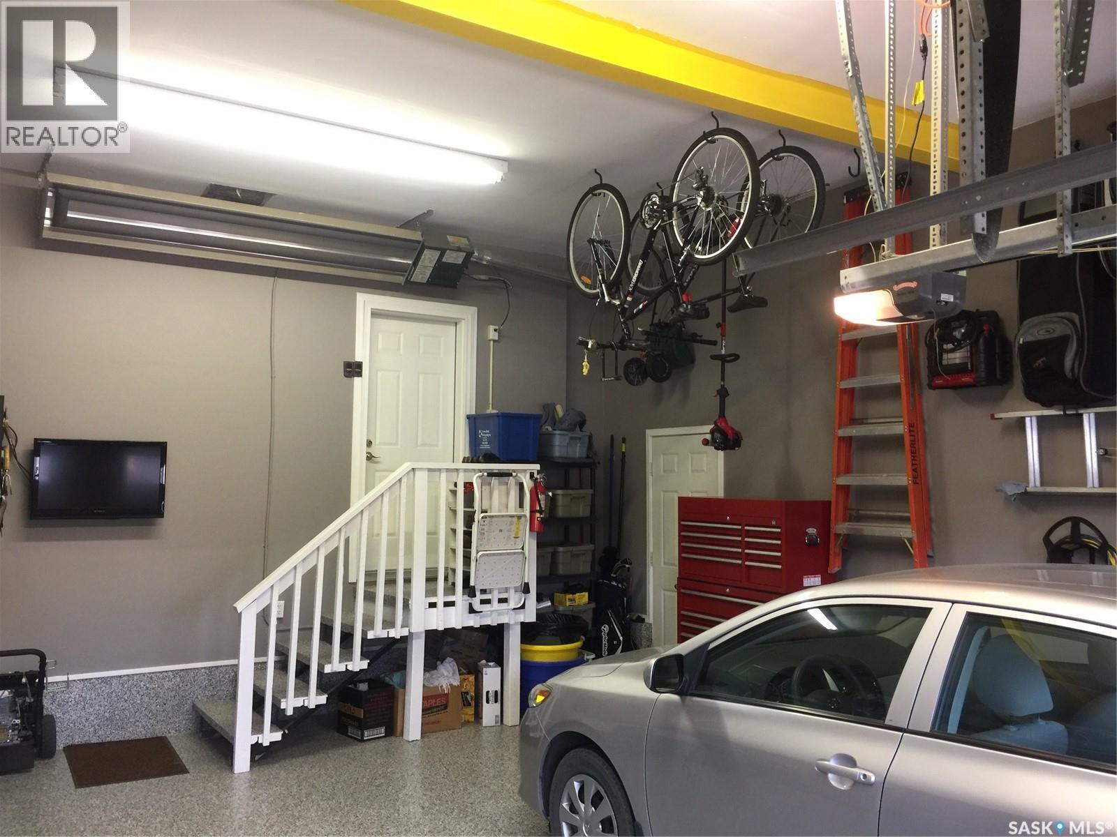 9463 Wascana Mews, Regina, Saskatchewan  S4V 2V5 - Photo 48 - SK030538