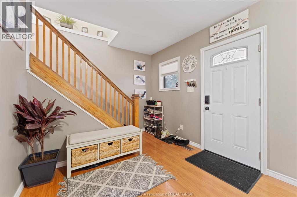 1022 Oak Avenue, Windsor, Ontario  N9A 5G4 - Photo 6 - 26005626
