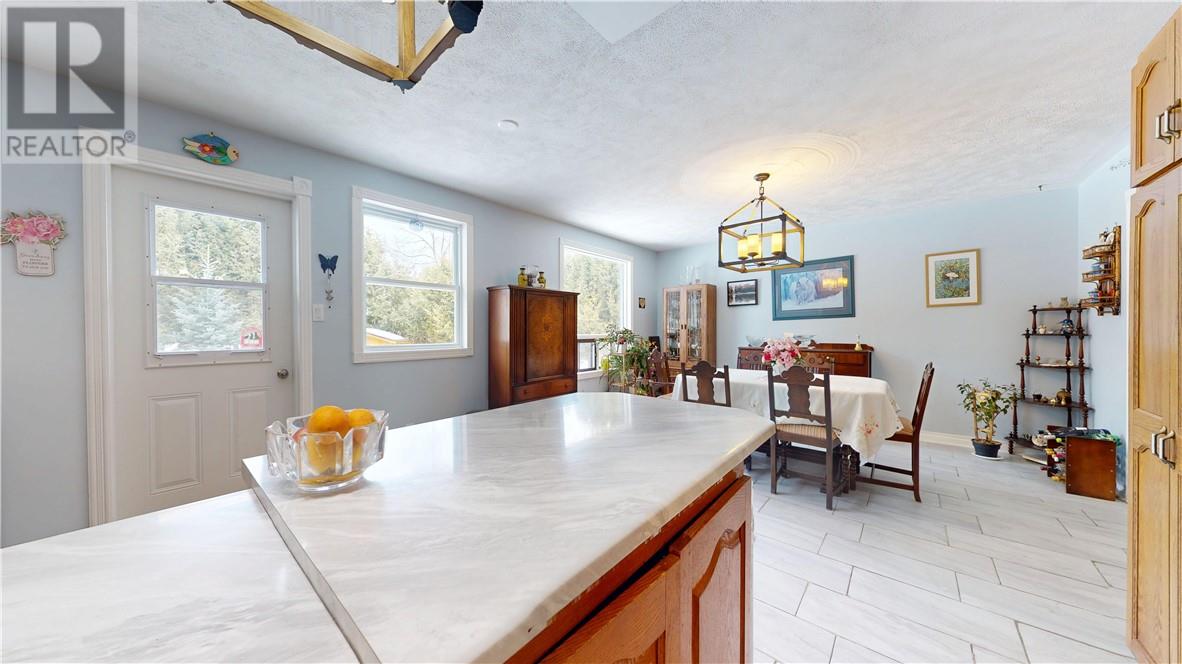 3 Doc Strain Dr., Gore Bay, Ontario  P0P 1H0 - Photo 32 - 2126719