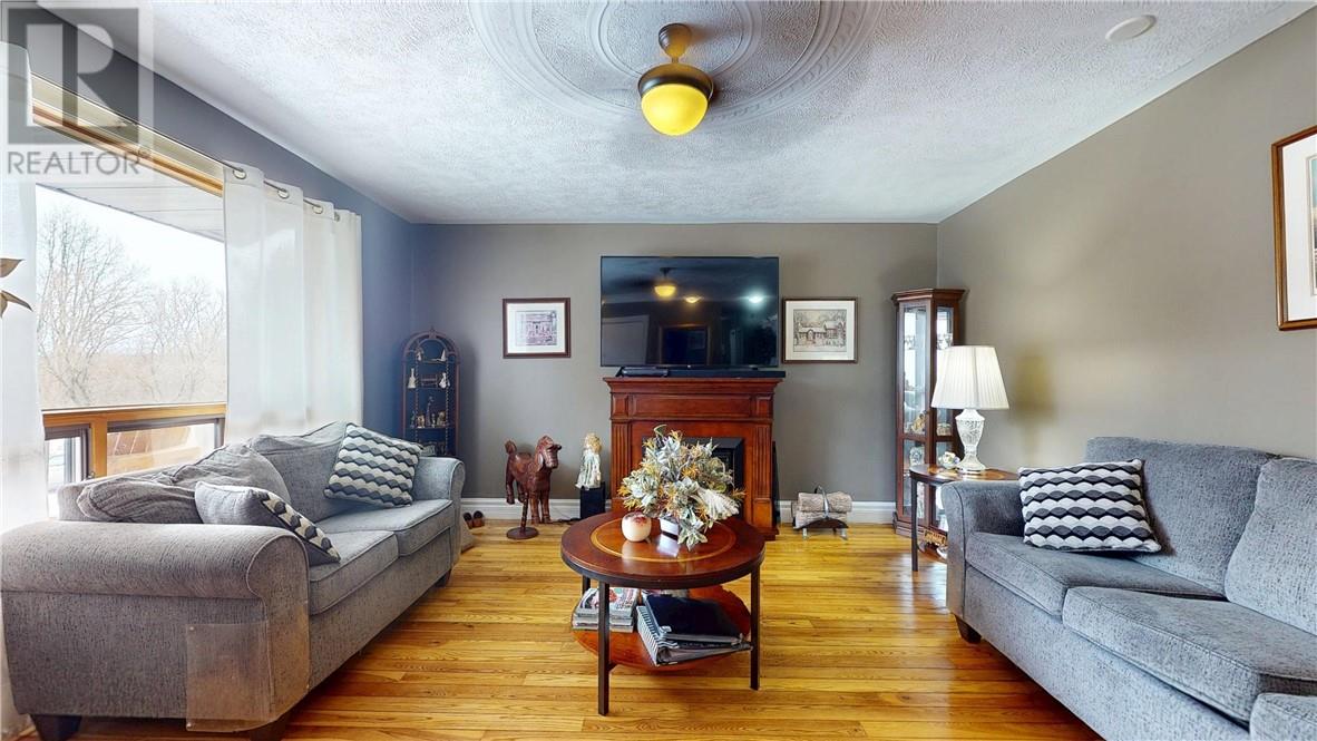 3 Doc Strain Dr., Gore Bay, Ontario  P0P 1H0 - Photo 38 - 2126719