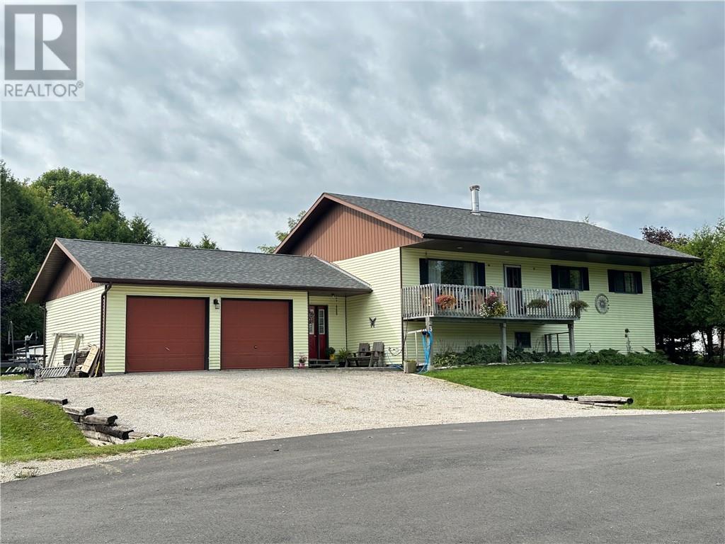 3 Doc Strain Dr., Gore Bay, Ontario  P0P 1H0 - Photo 4 - 2126719