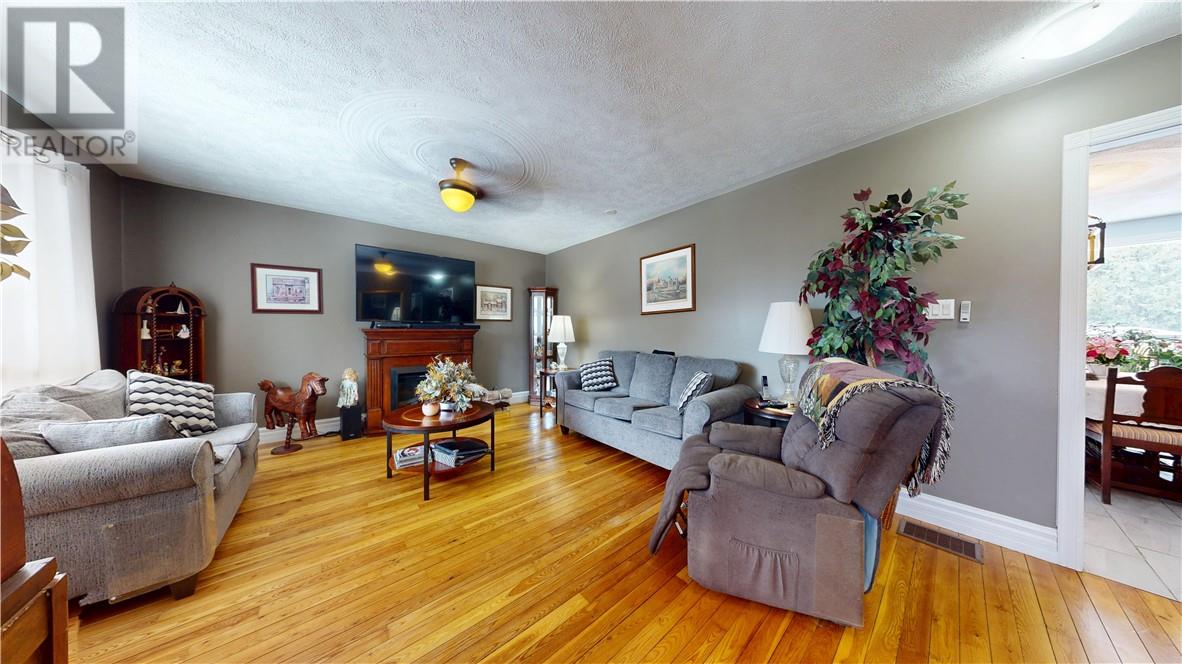 3 Doc Strain Dr., Gore Bay, Ontario  P0P 1H0 - Photo 41 - 2126719