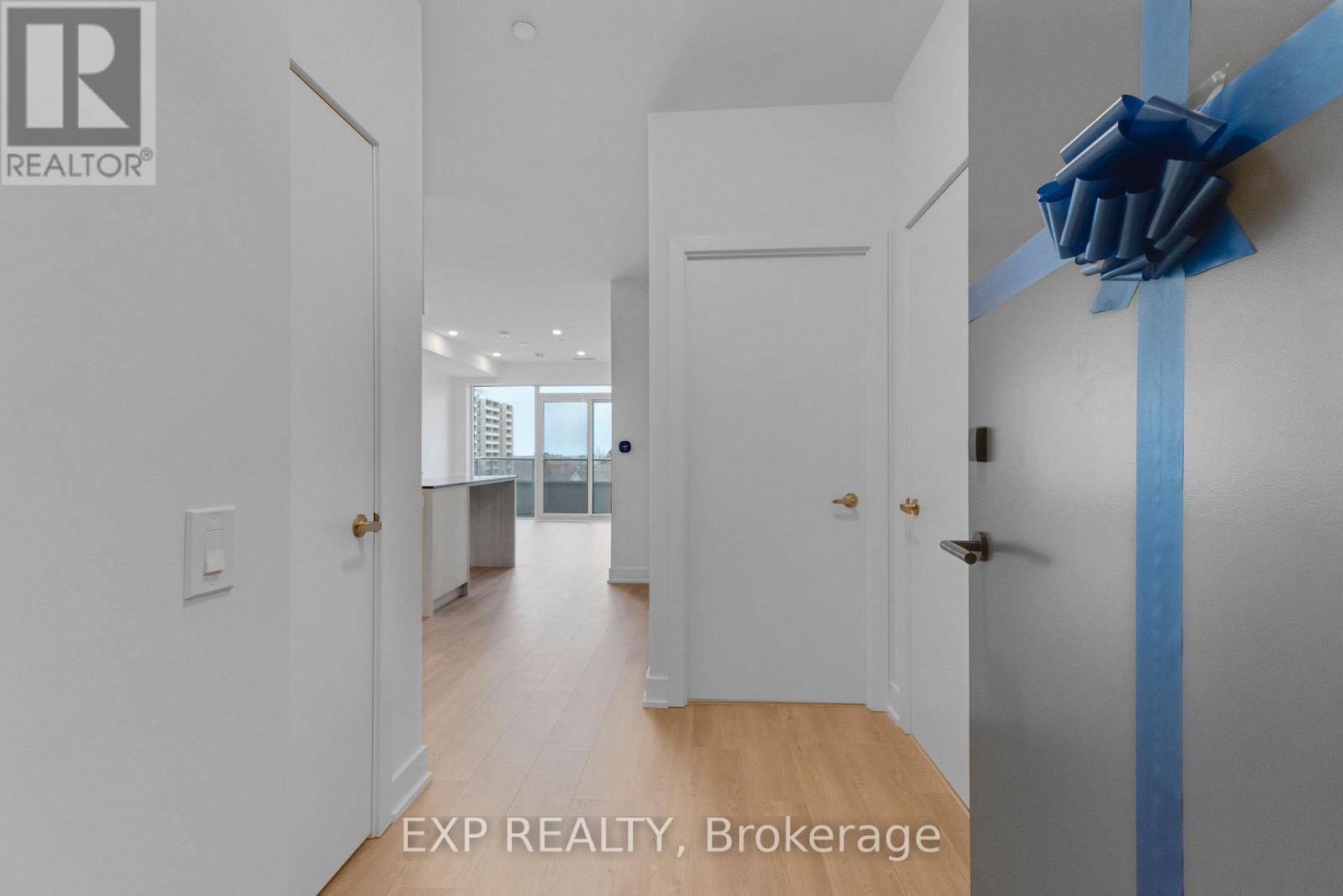 409 - 2088 James Street, Burlington, Ontario  L7R 1H6 - Photo 12 - W12873756