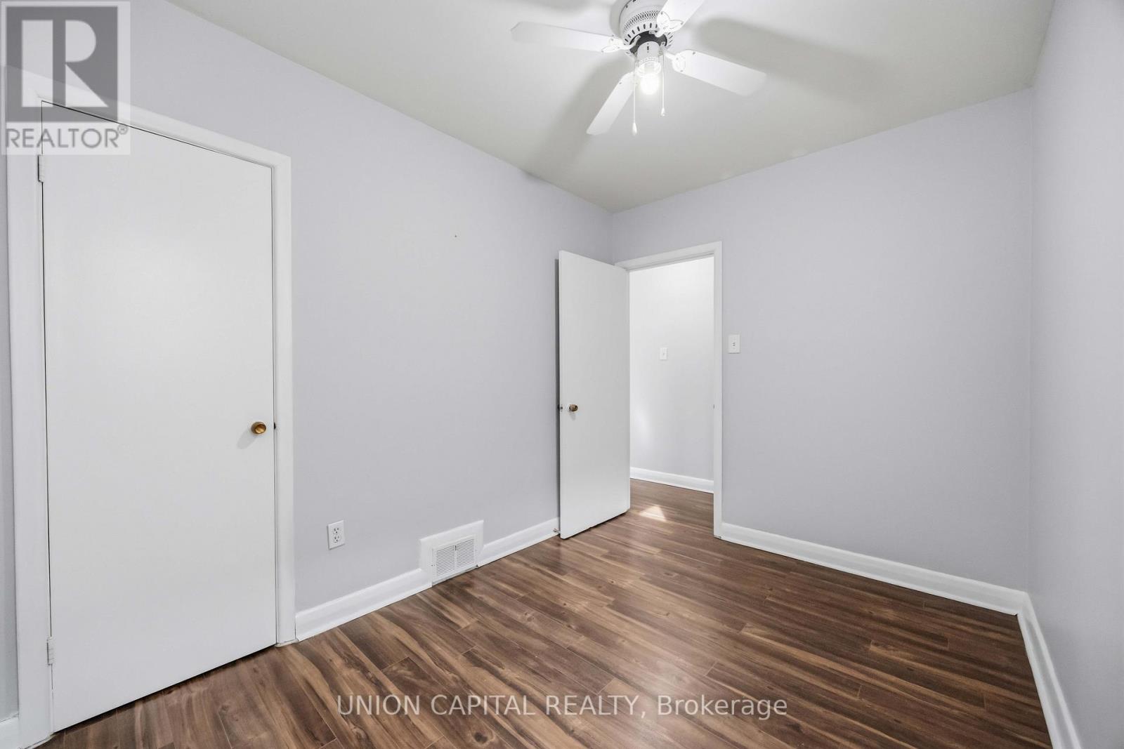 Upper - 515 Marlee Avenue, Toronto, Ontario  M6B 3J3 - Photo 5 - W12876174