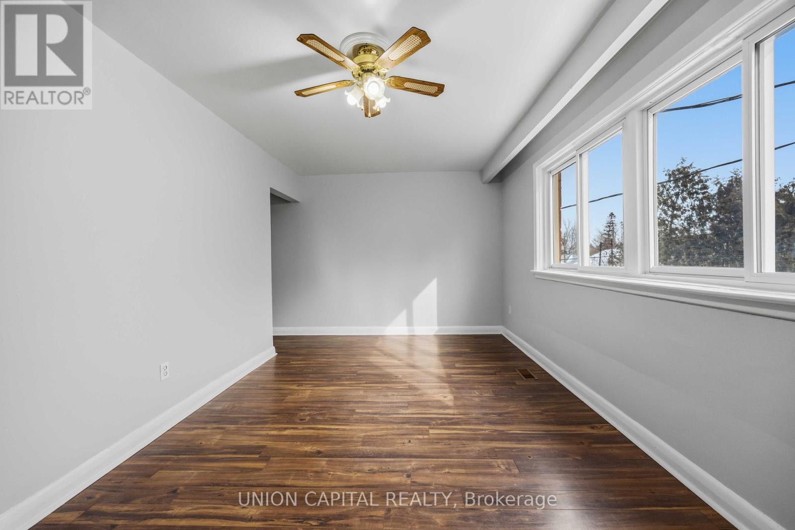 Upper - 515 Marlee Avenue, Toronto, Ontario  M6B 3J3 - Photo 17 - W12876174