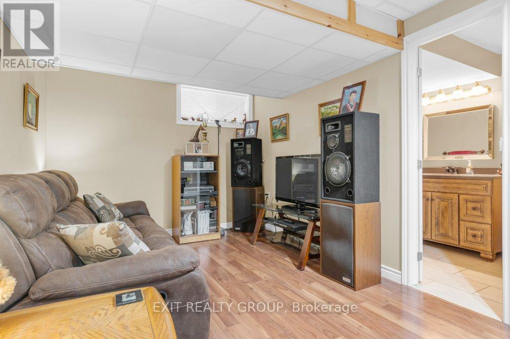 55 Gavey Street, Belleville (Thurlow Ward), Ontario  K8N 0L8 - Photo 24 - X12894738