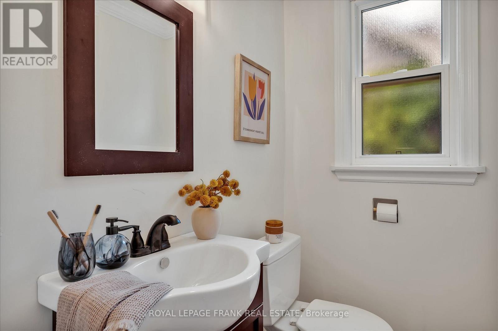 470 Albertus Avenue, Peterborough (Town Ward 3), Ontario  K9J 6A2 - Photo 28 - X12894814