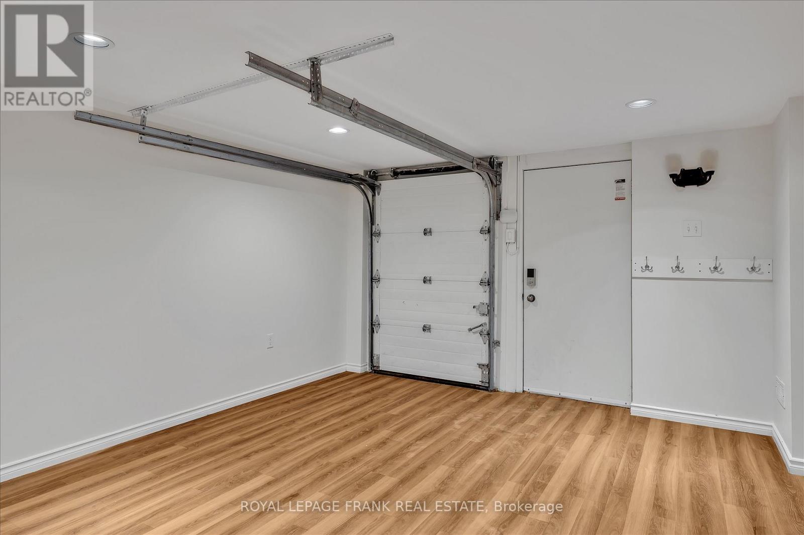 470 Albertus Avenue, Peterborough (Town Ward 3), Ontario  K9J 6A2 - Photo 42 - X12894814