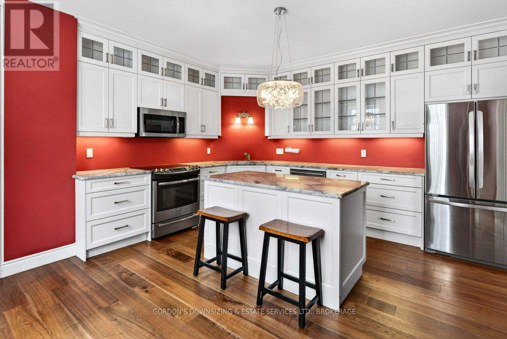 302 - 20 Gore Street, Kingston (Central City East), Ontario  K7L 2L1 - Photo 17 - X12894672