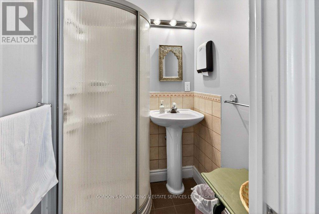 302 - 20 Gore Street, Kingston (Central City East), Ontario  K7L 2L1 - Photo 37 - X12894672