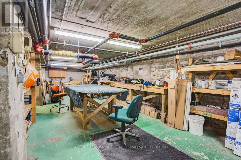 302 - 20 Gore Street, Kingston (Central City East), Ontario  K7L 2L1 - Photo 38 - X12894672