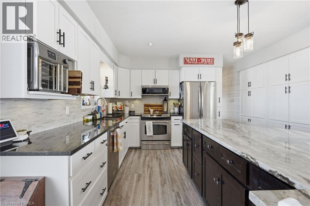 216 Big Creek Road, Brantford, Ontario  N3W 2G9 - Photo 12 - 40803455